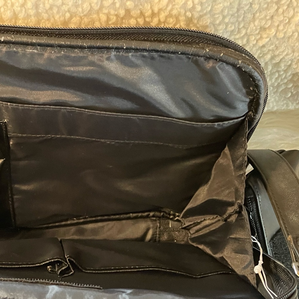 Rosetti Women’s Cellmate Organizer Black Purse/Bag with Tags. - Picture 15 of 16